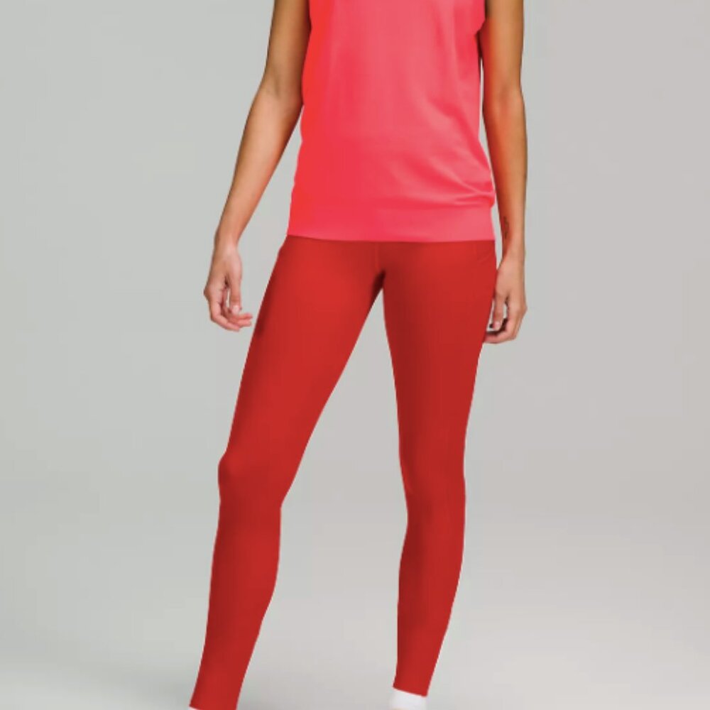 Lululemon "Fast and Free" high-rise tight with 28" inseam (size 4)